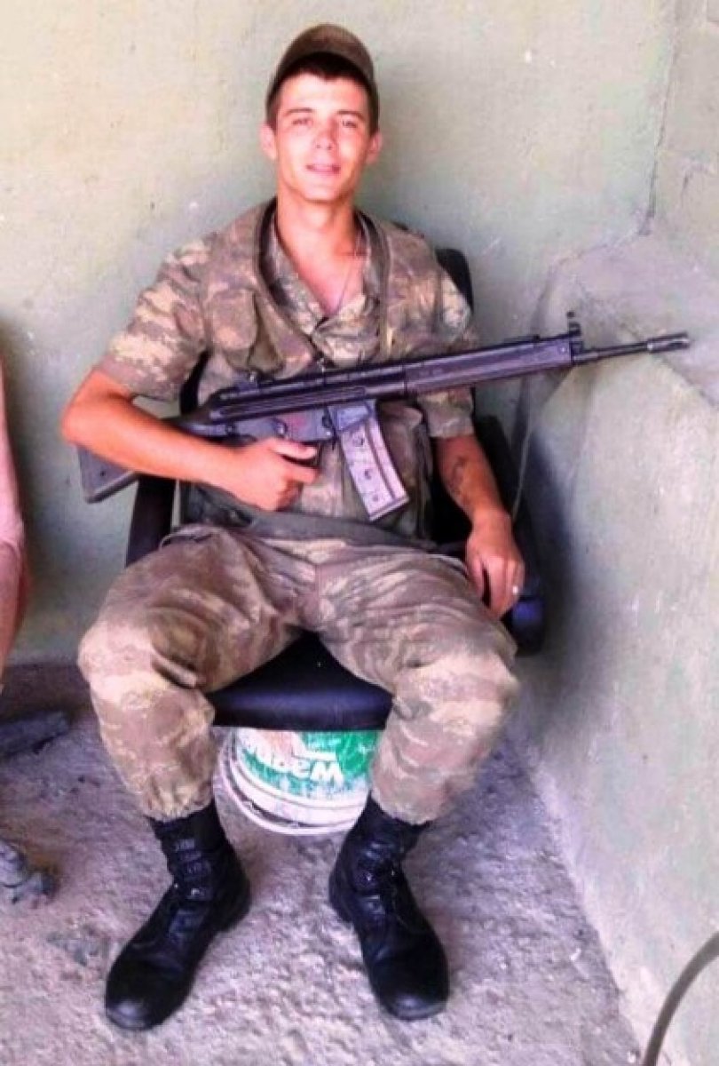 İzmir’de otomobille motosiklet çarpıştı: 1 ölü, 1 yaralı