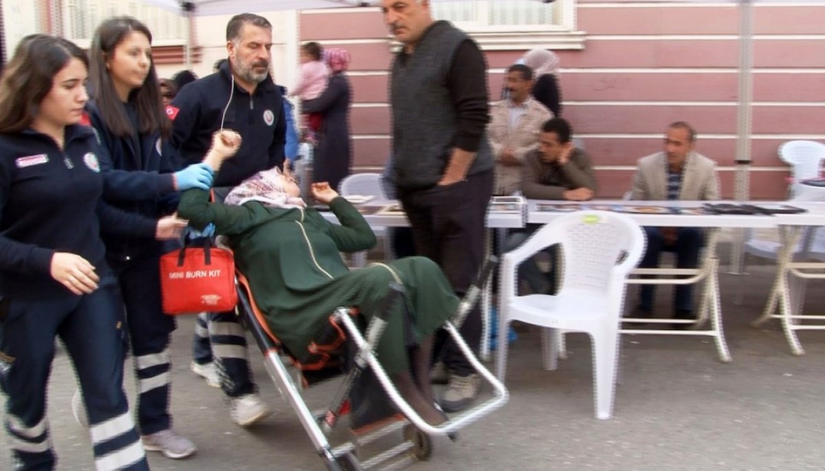 i Diyarbakır HDP il binası önünde gerginlik