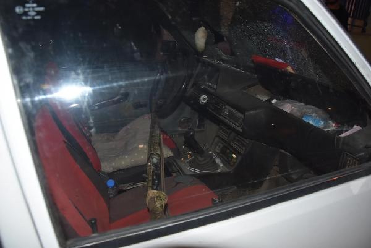 d Polis merkezi önünde silahlı saldırı gerçekleştirdi