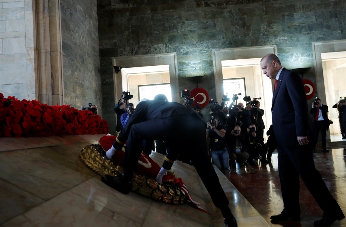 a 29 Ekim'de devlet erkânı Anıtkabir'de