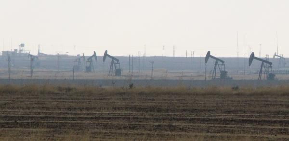 Rusların Suriye'de koruduğu petrol kuyuları
