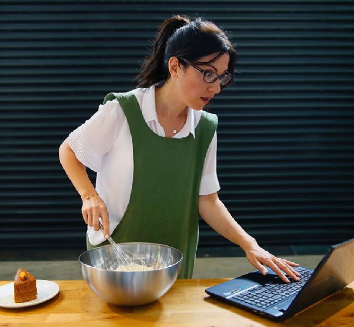 Sedefnaz Yaşar ile Plaza İnsanı Mutfakta’yı konuşuyoruz 