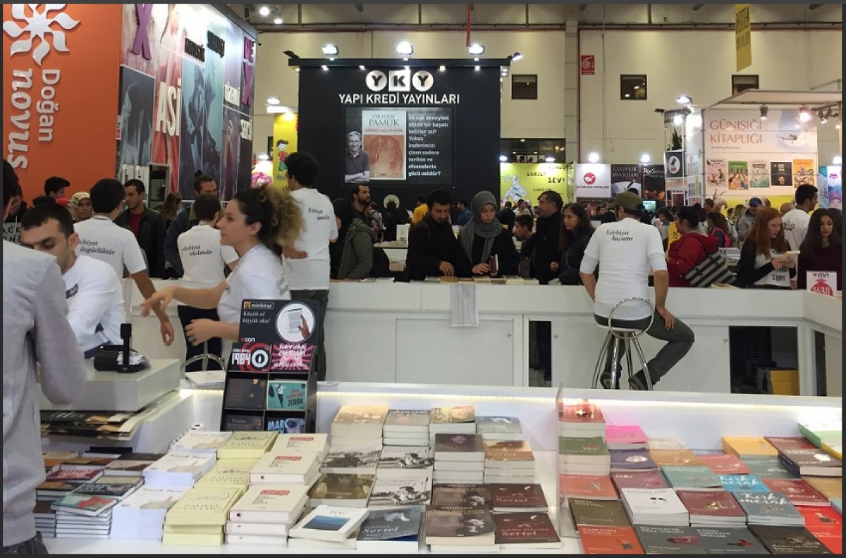 Yapı Kredi Yayınları TÜYAP'ta