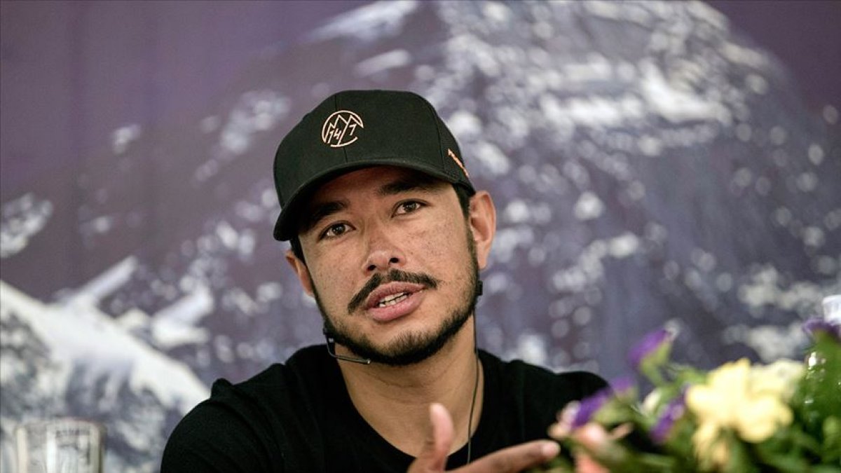 a Nepalli dağcı rekor kırdı