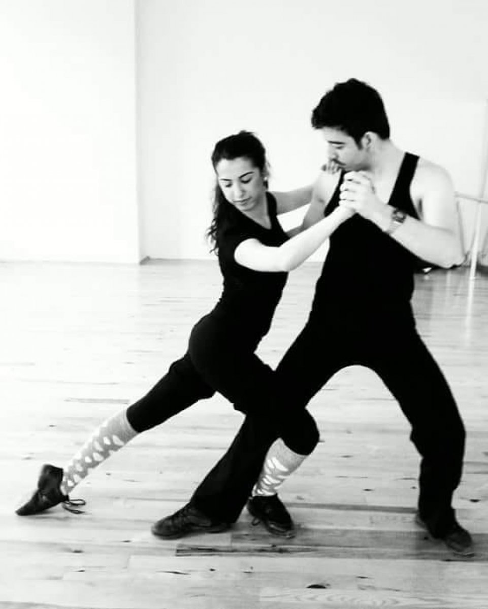 i 28 yaşında hastalığından yatağa mahkum oldu