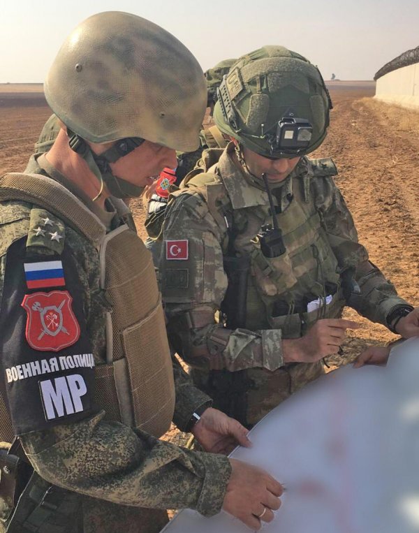 Türk ve Rus askerlerinin ilk devriyesi tamamlandı