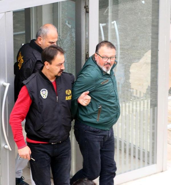 d 8 ay önce kaybolan işletmeciyi eşi ve sevgilisi öldürmüş