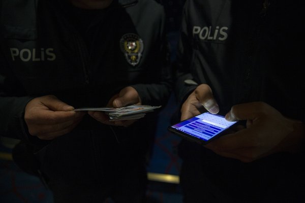 a Ankara'da eğlence mekanlarına denetim yapıldı