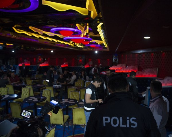 a Ankara'da eğlence mekanlarına denetim yapıldı