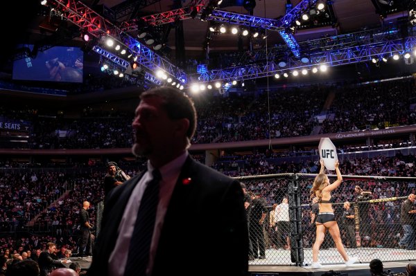 r Trump, kafes dövüşü izledi