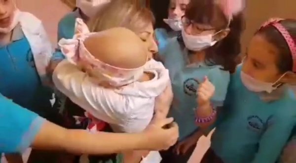 i Lösemi hastası Zeynep'e inanılmaz sürpriz