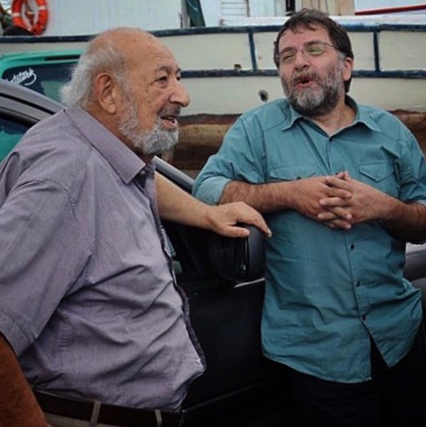 Hürriyet Gazetesi Genel Yayın Yönetmeni Ahmet Hakan biyografisi Hürriyet Gazetesi Genel Yayın Yönetmeni Ahmet Hakan biyografisi