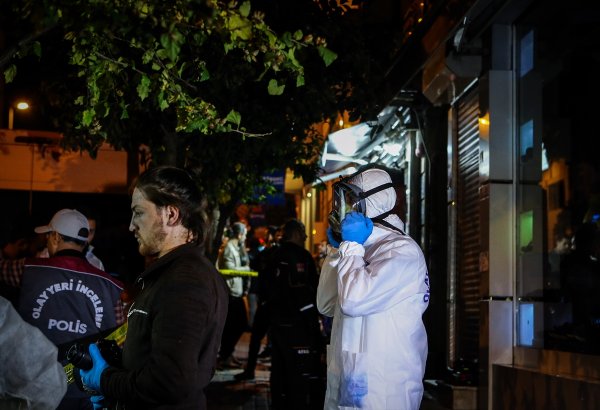 a İstanbul'da bir evde 4 ceset bulundu