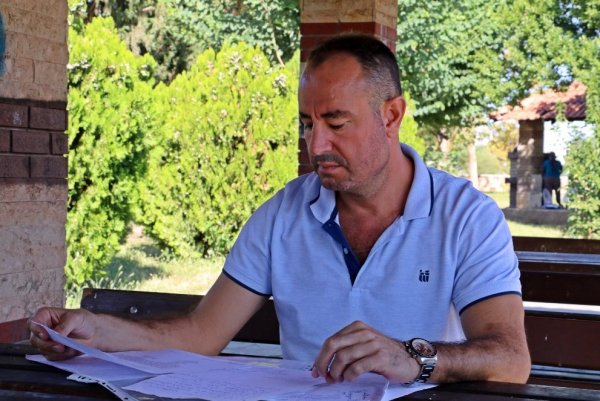 Kanser ablası için arabasını satacaktı, dolandırıldı