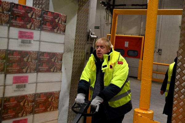 r Boris Johnson paspas yaptı