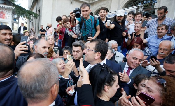 a Ekrem İmamoğlu, Atatürk için mevlit okuttu