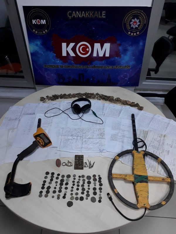 i Çanakkale'de tarihi eser kaçakçıları yakalandı
