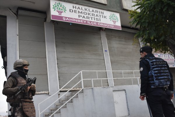 HDP Gaziantep İl Başkanı'na terörden gözaltı
