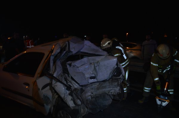 i İstanbul'da İETT otobüsü kaza yaptı