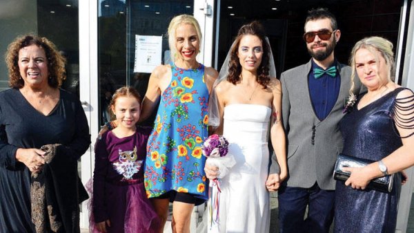 Zeynep Casalini anneanne oluyor