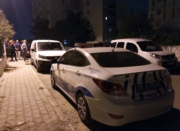 İzmir'de cezaevinden izinli çıkan şahıs sevgilisini öldürdü