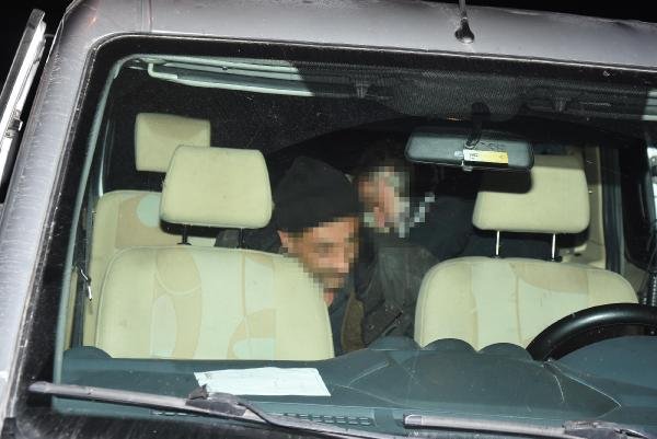 Kütahya'da bir kişi eski eşini ve fırıncıyı vurdu