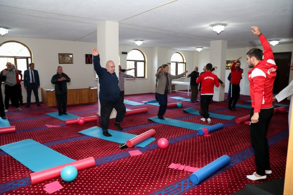 Cemaat camide spora başladı