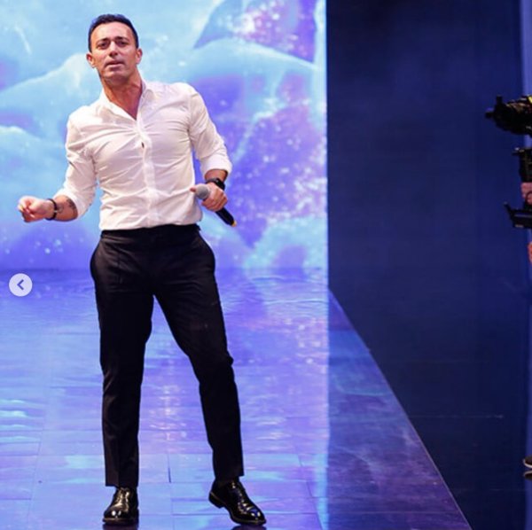 Mustafa Sandal'dan Burcu Esmersoy itirafı