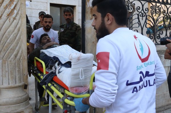 a YPG/PKK Tel Rıfat'tan Azez'deki sivillere saldırdı