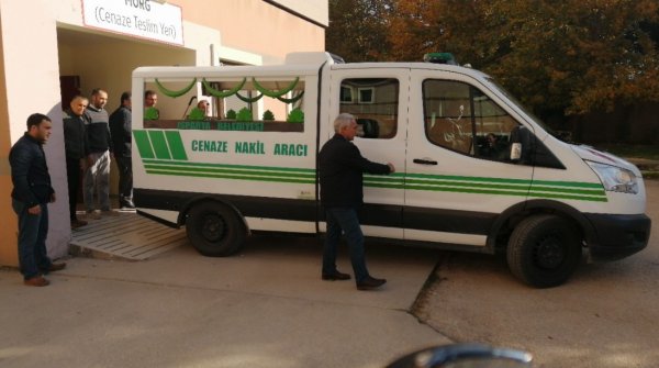 i Üniversiteli genç kızı öldürüp, saatini paylaştı