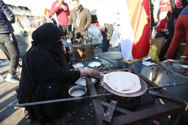 Irak'ta göstericilerin gecesi gündüzüne karıştı