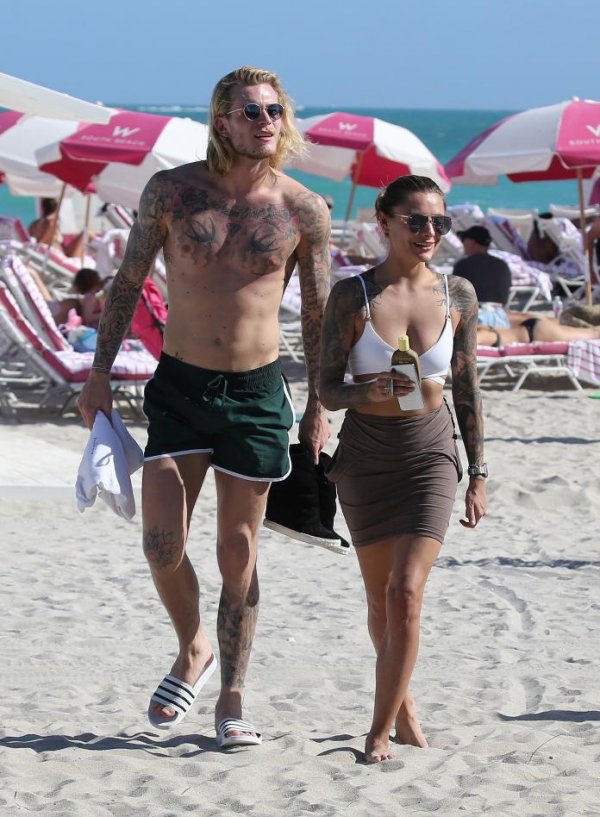 Karius’un sevgilisinden maço çıkışı