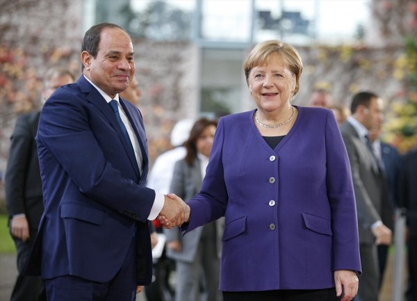 Angela Merkel, Sisi'yi kabul etti