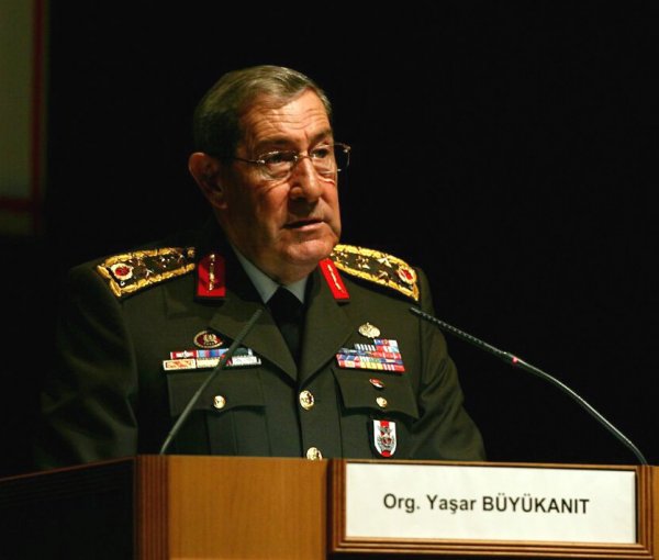 i Yaşar Büyükanıt vefat etti