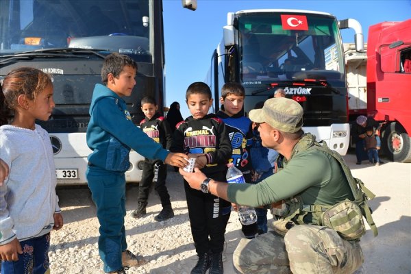 Tel Abyad ile Resulayn'a dönüşler başladı