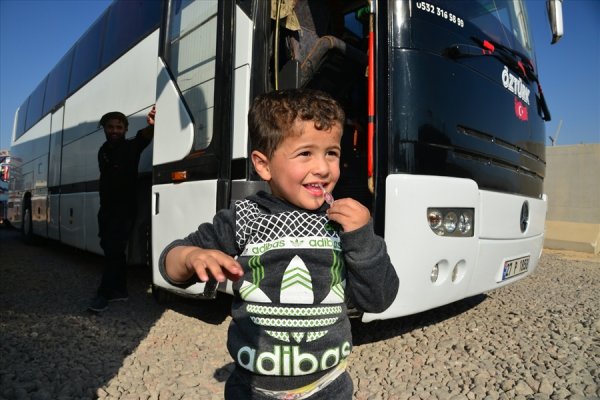 Tel Abyad ile Resulayn'a dönüşler başladı