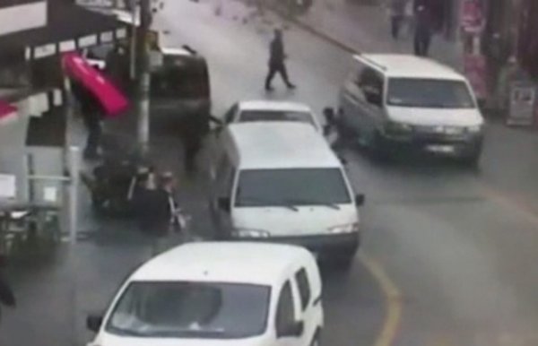 Dolandırıcılar suç ortaklarını dolandırdı