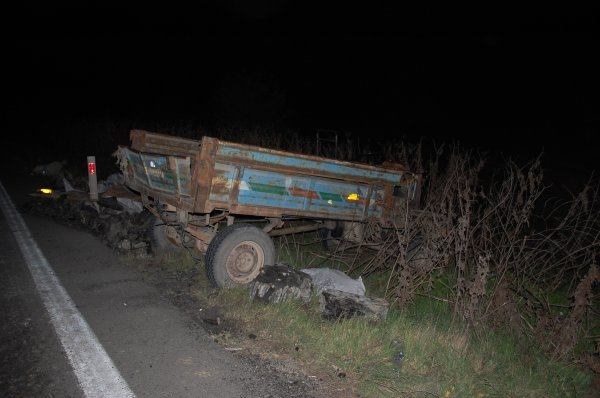 i Tekirdağ'da otomobil ile damperli patpat çarpıştı