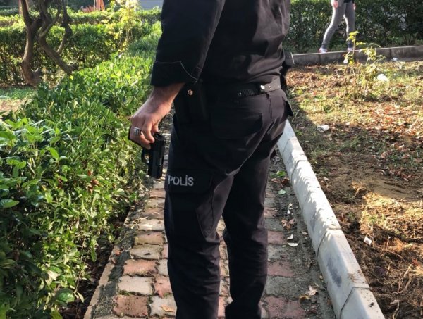 i Pilates hocası eşini ayağından vurup, polise teslim oldu