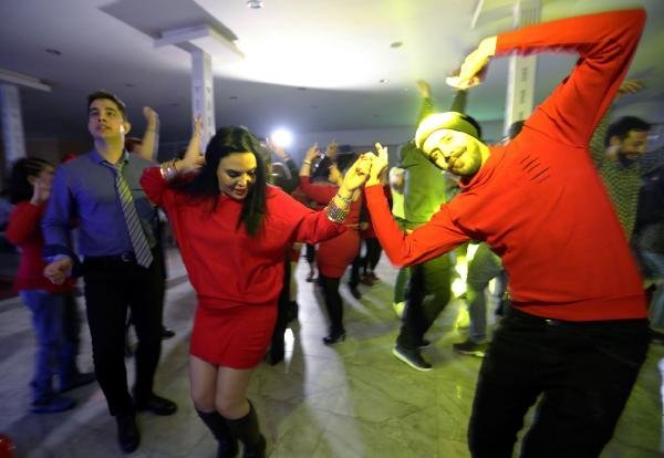 Ülkelerindeki krizden kaçan İranlılar Türkiye’yi seçiyor