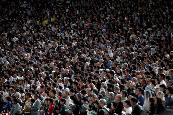 r Papa, 38 yıl sonra Tokyo'da