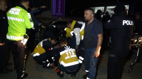 i Düzce'de otomobil ile elektrikli bisiklet çarpıştı