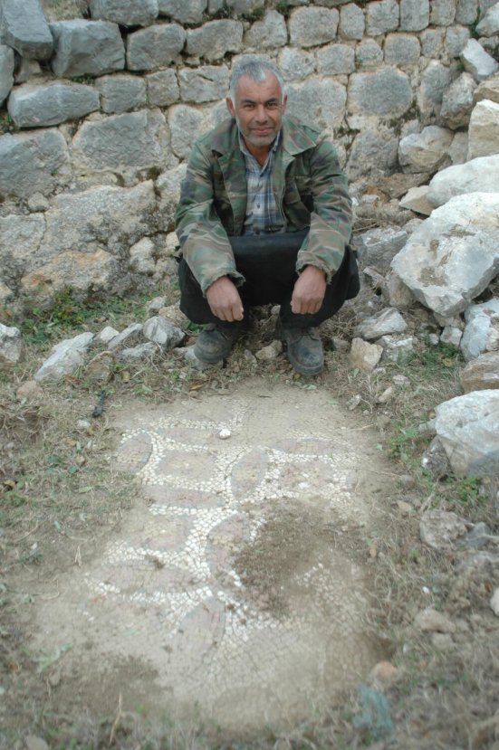 d Keçilerini otlatan çoban, tarih buldu