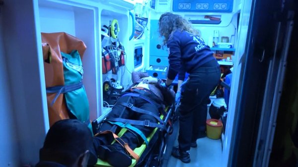 i Bursa'da bir kişi borcunu ödemeyen kuzenini silahla vurdu