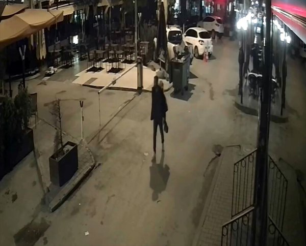 a YPG'li terörist, Adana'daki bombayı Suriye'den patlattı