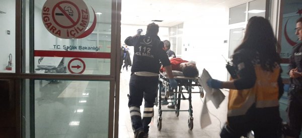 i Çorum'da bıçaklı kavgada 2'si ağır 3 kişi yaralandı