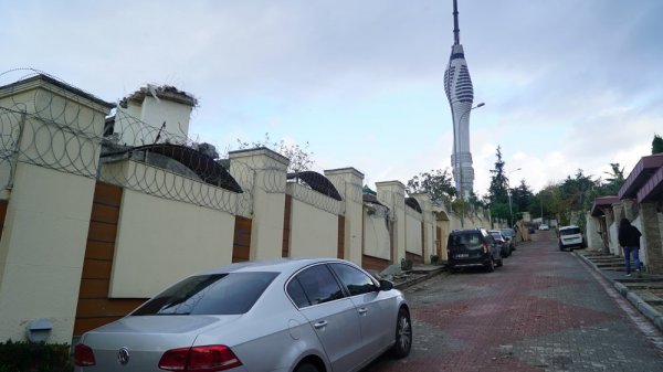 Unakıtan Ailesi'nin kaçak yapısı yıkıldı