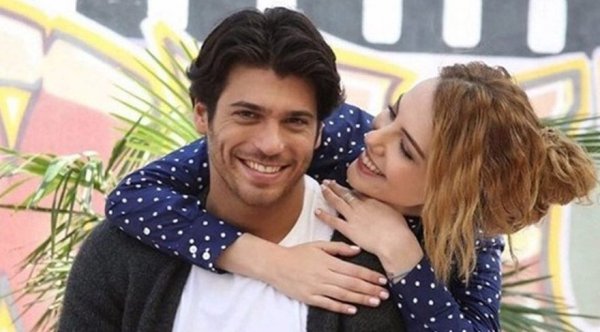 Berrak Tüzünataç ve Selen Soyder'den Can Yaman açıklaması