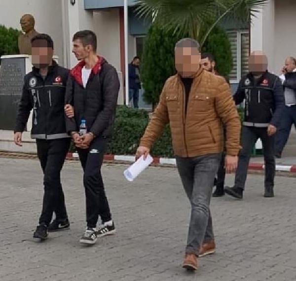 Aydın'da sürücünün iç çamaşırından eroin çıktı