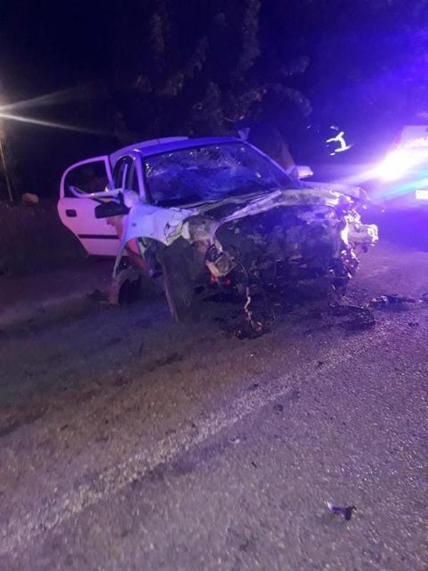 Aydın'da otomobil ile kamyonet çarpıştı: 5 yaralı